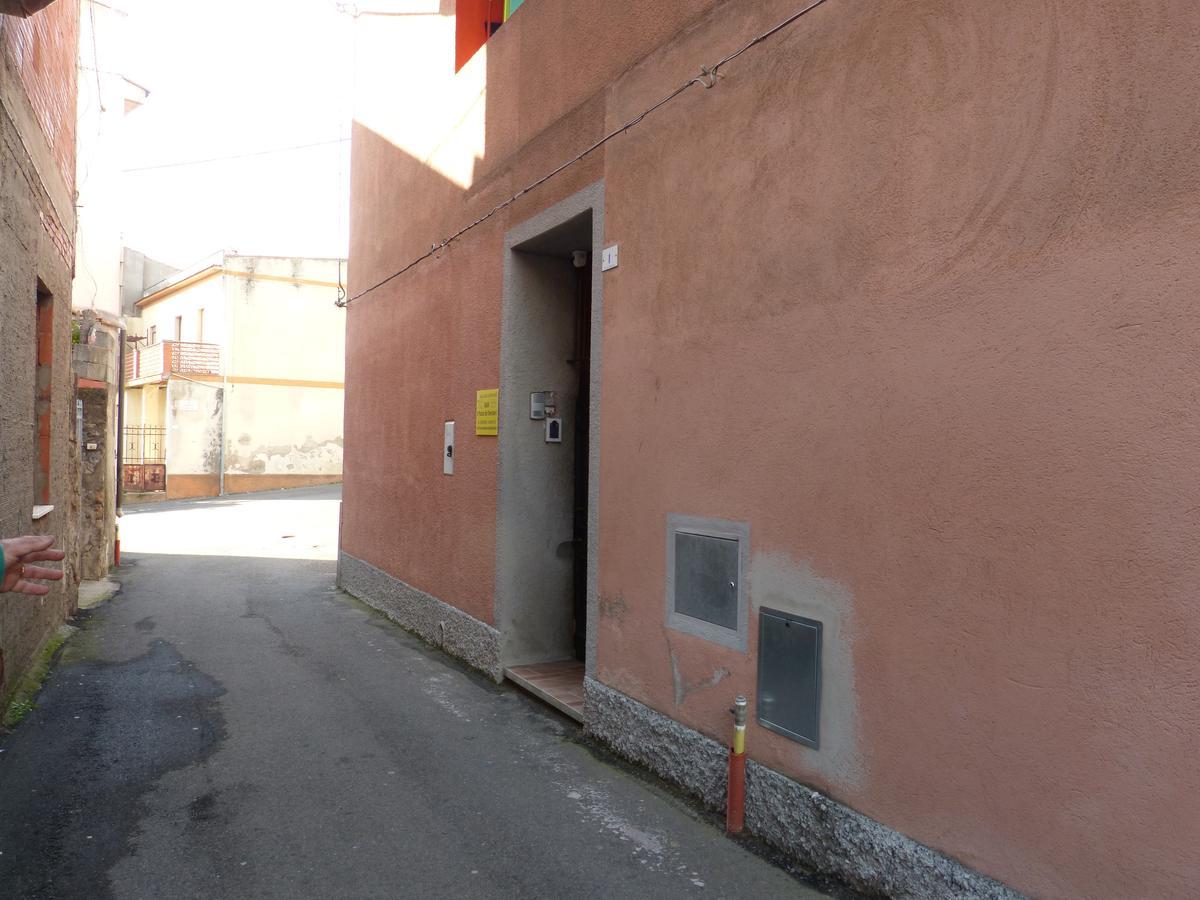 Il Pozzo Dei Desideri Bed & Breakfast Arbus Bagian luar foto